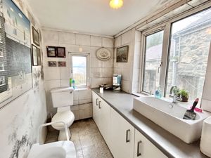 Photo 10- click for photo gallery